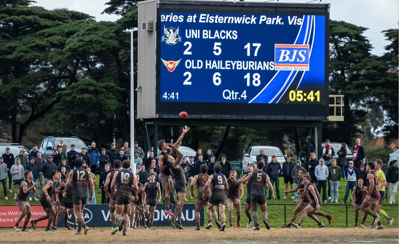 Early in the last term and the Bloods lead by a point; they were to add four more while keeping Uni Blacks scoreless for the rest of the game