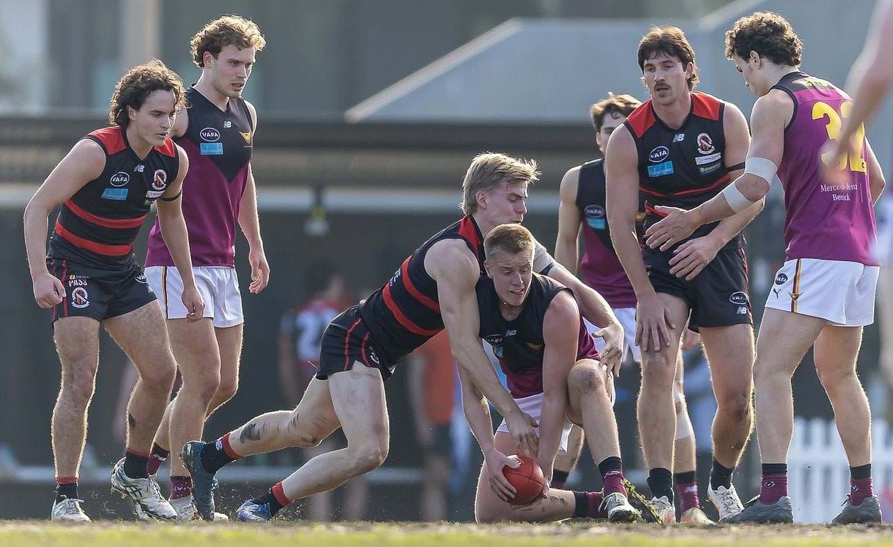 Lachlan Giliam at the base of the pack with Joel Chilcott, Noah Higgins and Josh Gillon nearby