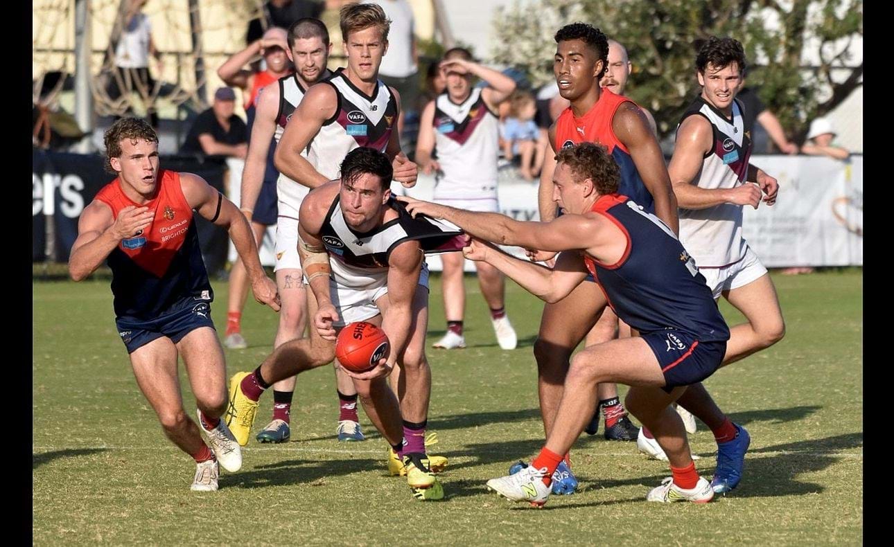 Brede Seccull surrounded and looking for an exit