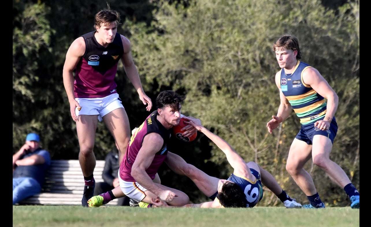 There is no way Brede Seccull is letting go of the ball, Lachie Riley backing up