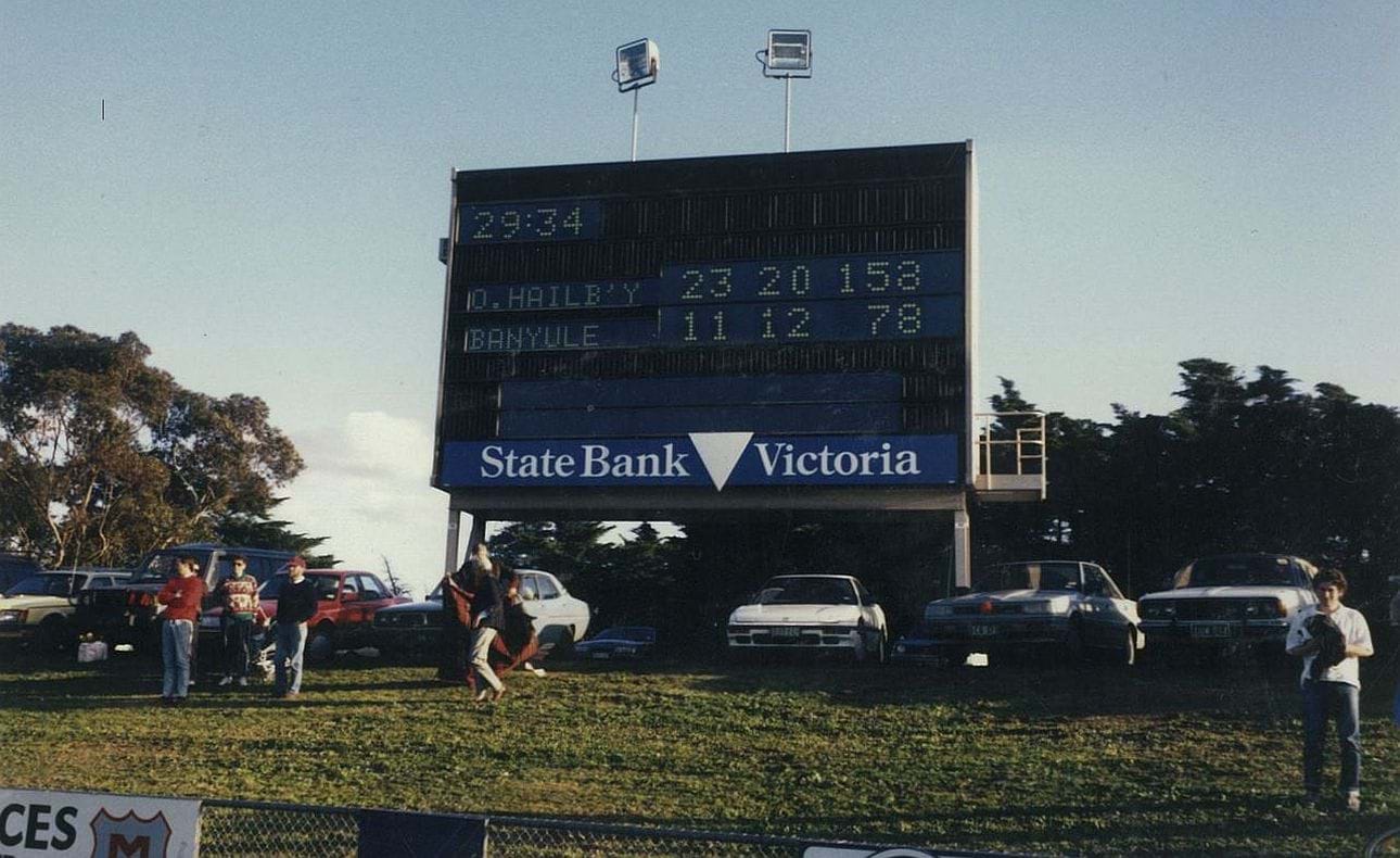 The final scoreboard shows a comprehensive win to the Bloods