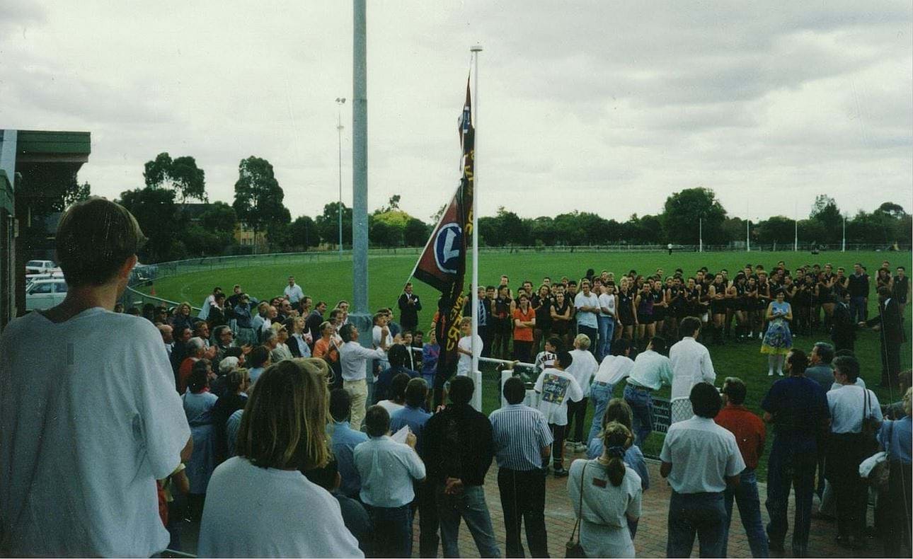 Unfurling of the 1989 premiership flags