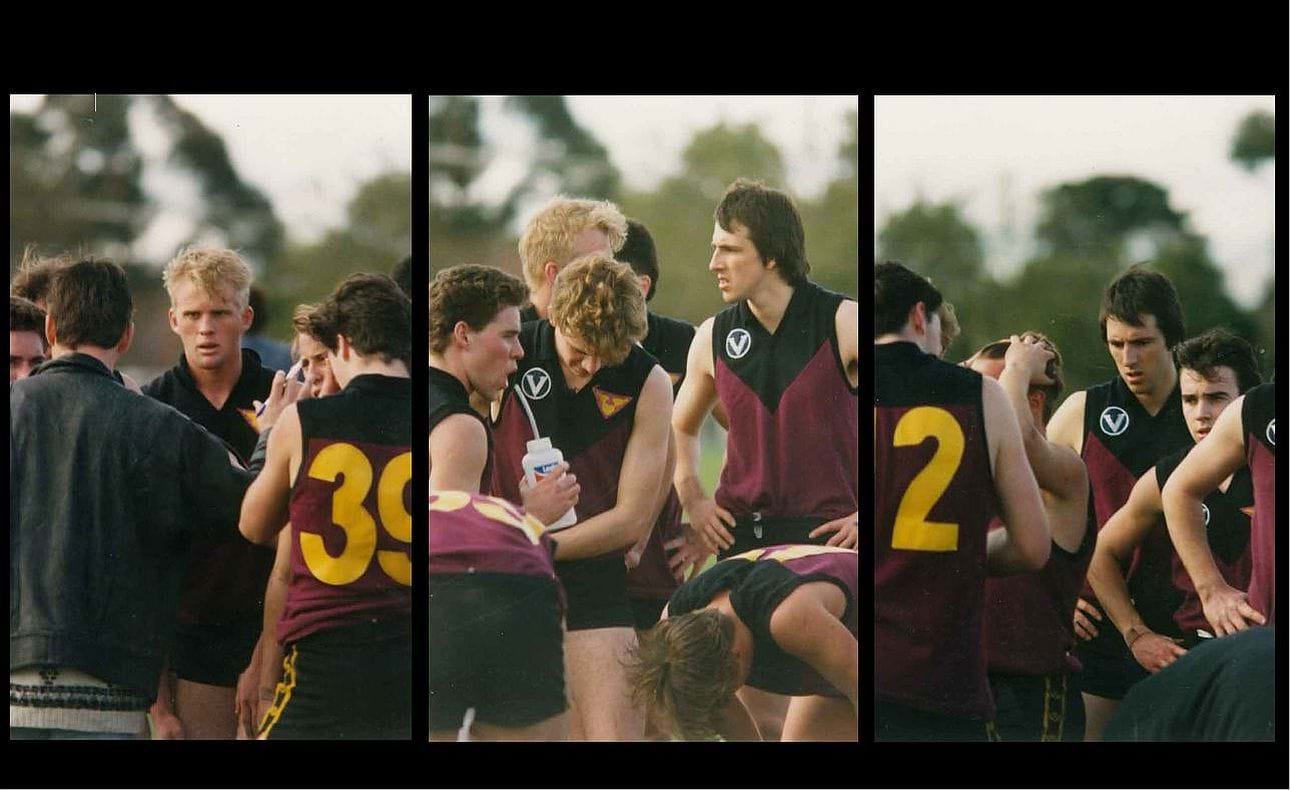 Players in the huddle include David Connell, Brett Steenholdt (39), Heath Broadbent, Fraser Main, Darren Seccull and Michael Constable
