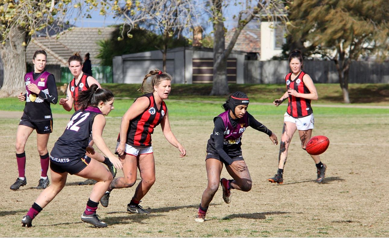 Pulli Gardiyawasam Nicky McMullin