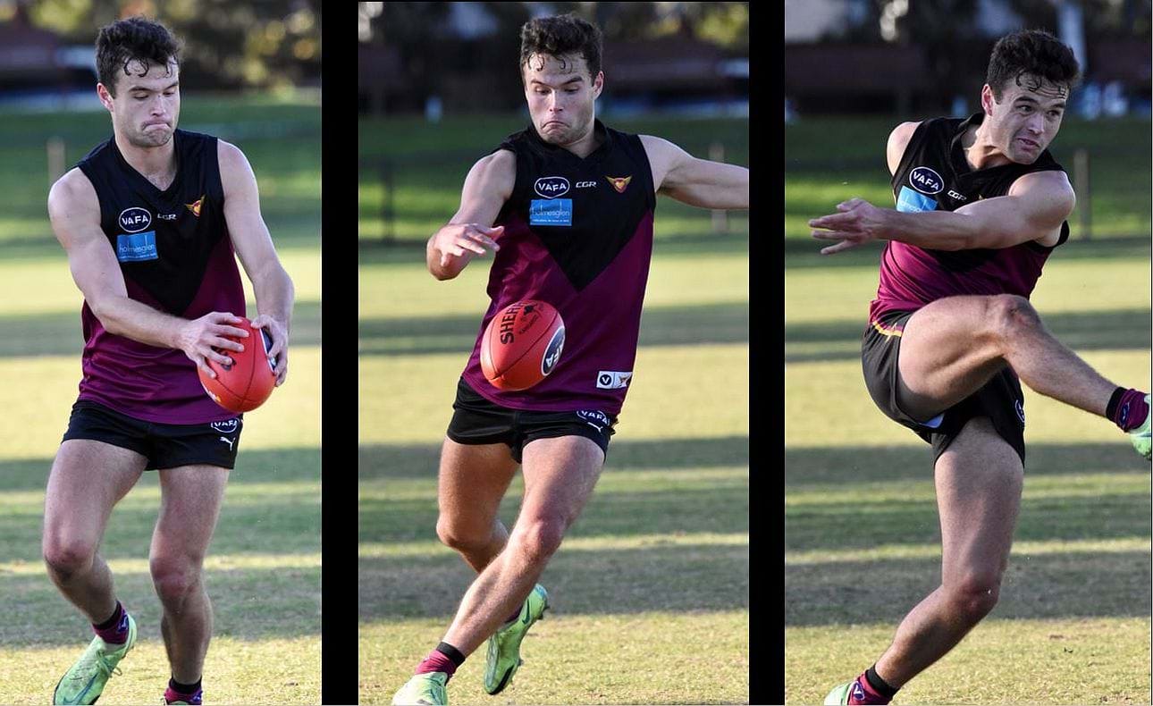 Sam Loewe's kicking style